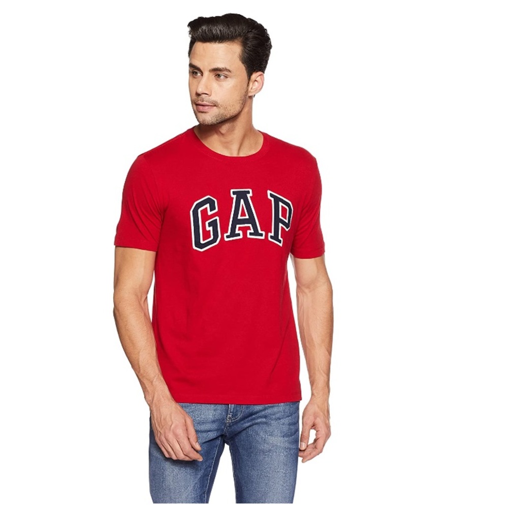 Men’s vintage GAP T-shirt in red.